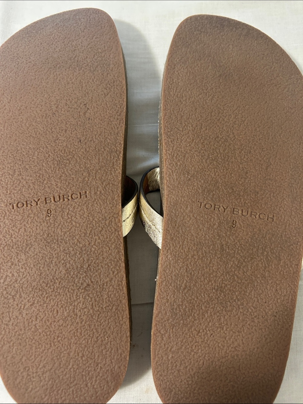 Tory Burch Metallic Logo Thong Sandals - Gold - Picture 3 of 3